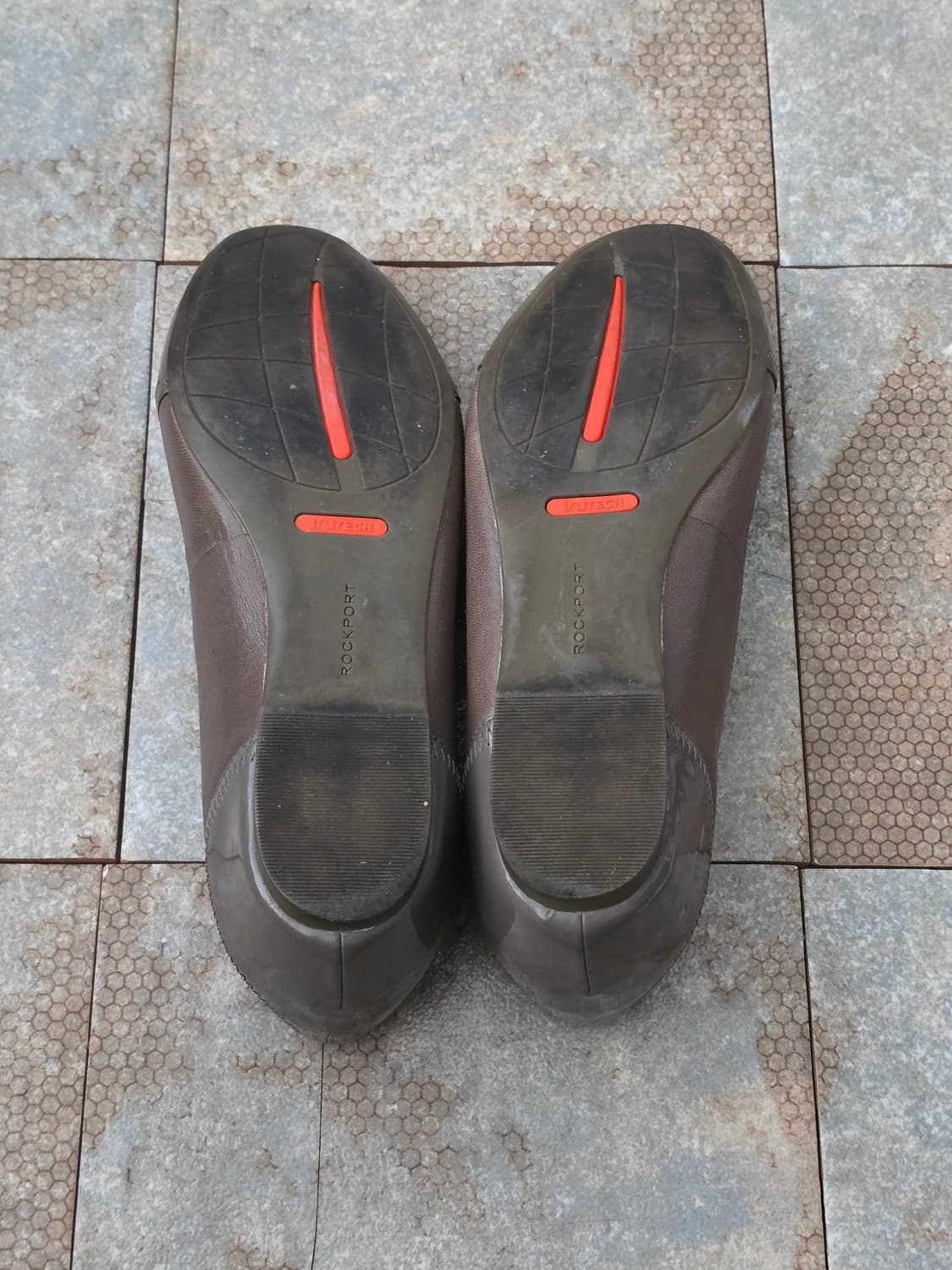 (245)락포트 토탈 모션 크레센트 캡 토 플랫 슈즈 상품이미지8