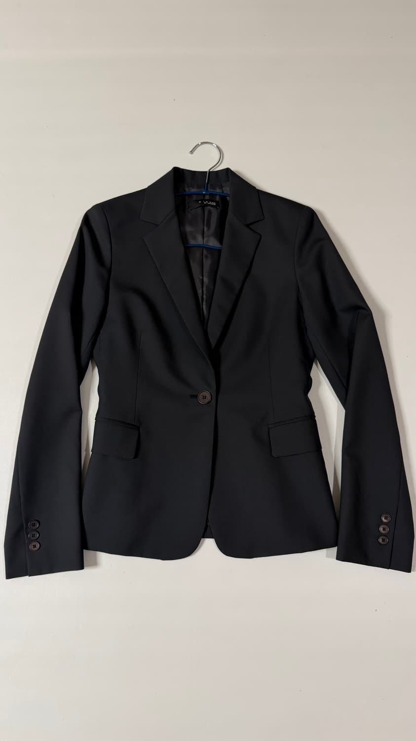 미샤 블랙 슬림핏 블레이저 55 심플한 기본템으로 활용도 좋아요 상품이미지4