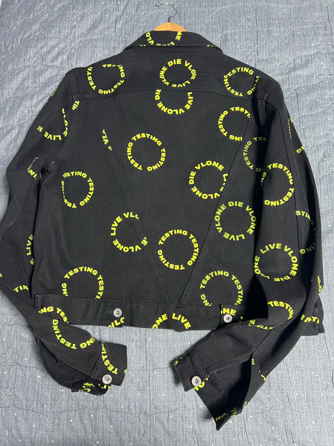 브이론 테스킹 자켓 상품이미지2