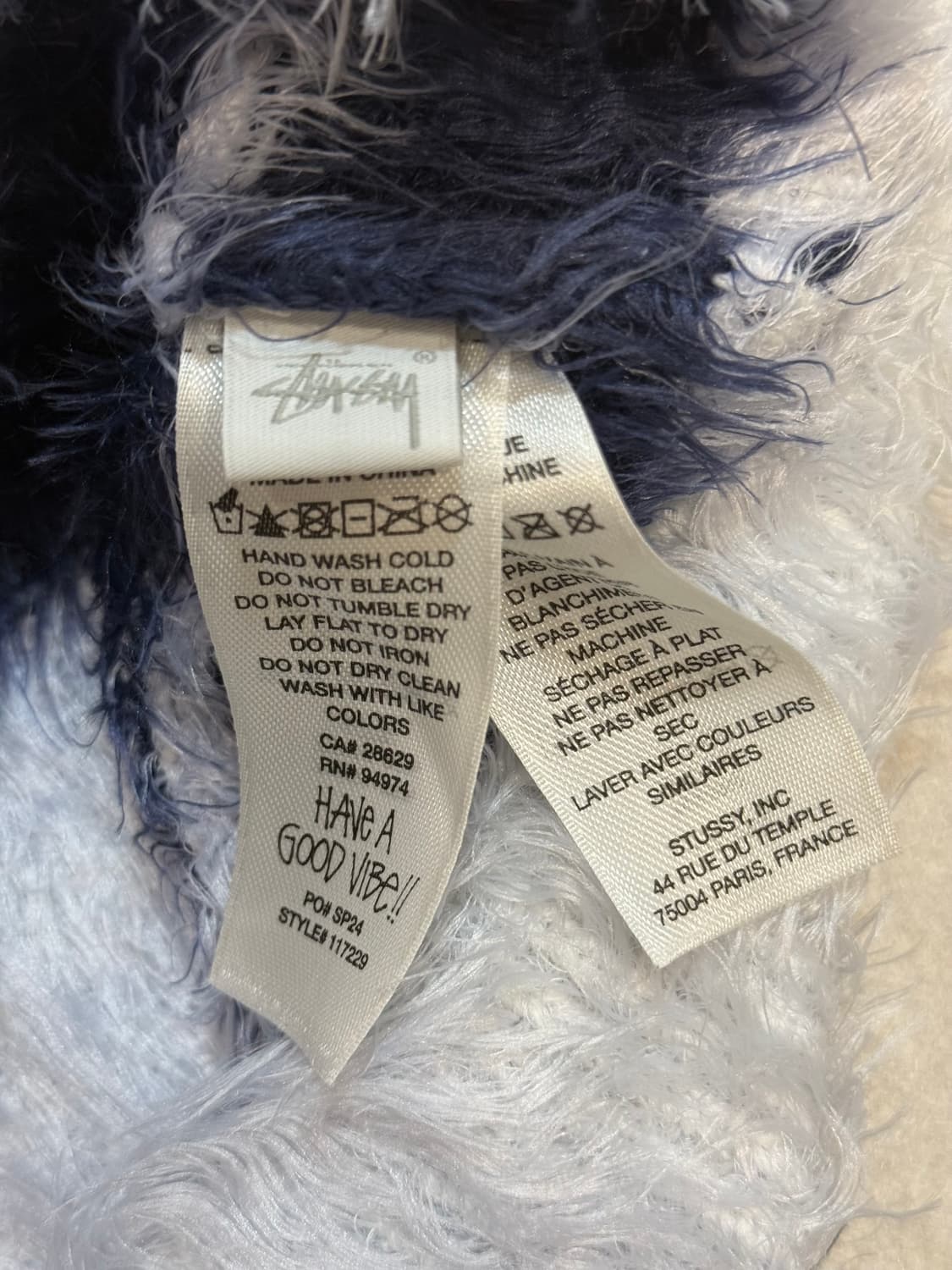 스투시 헤어리 스트라이프 스웨터 판매 상품이미지3