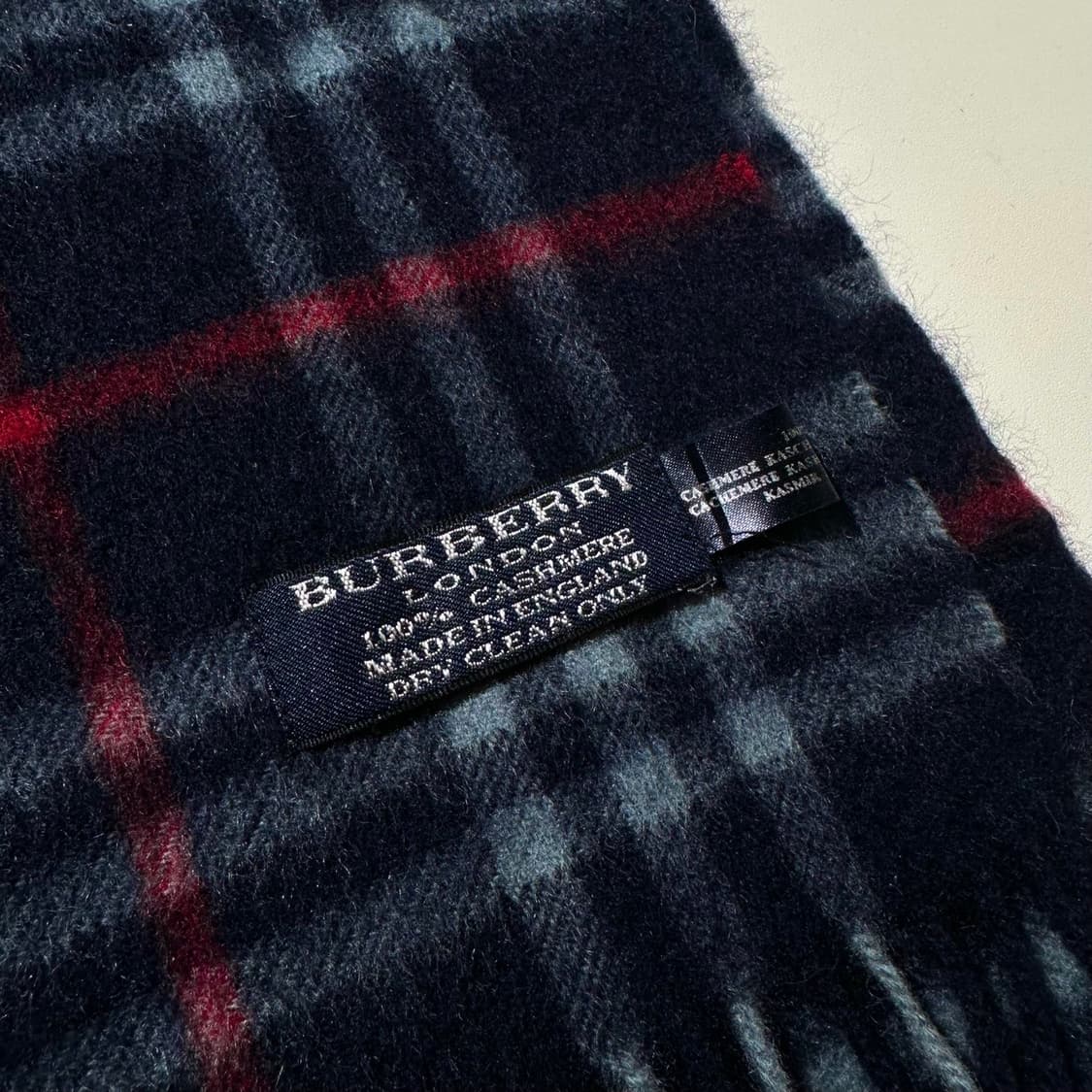 버버리 캐시미어 100% 체크 머플러 목도리 상품이미지3