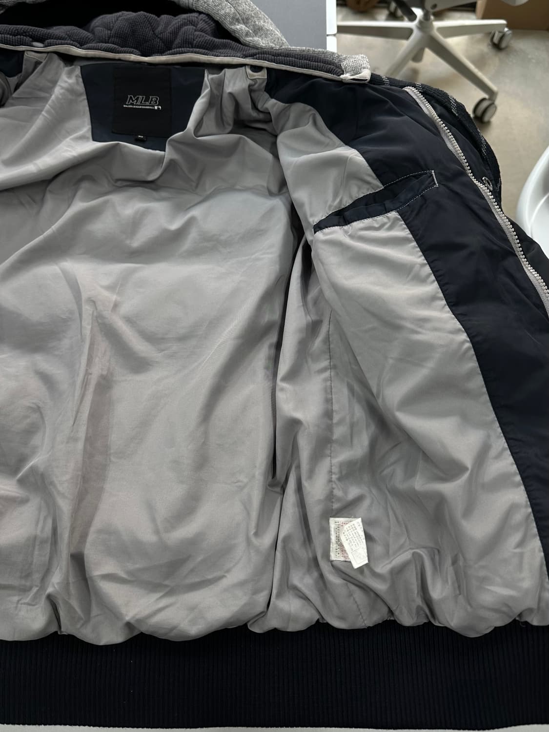 MLB 바시티 패딩 점퍼 상품이미지7