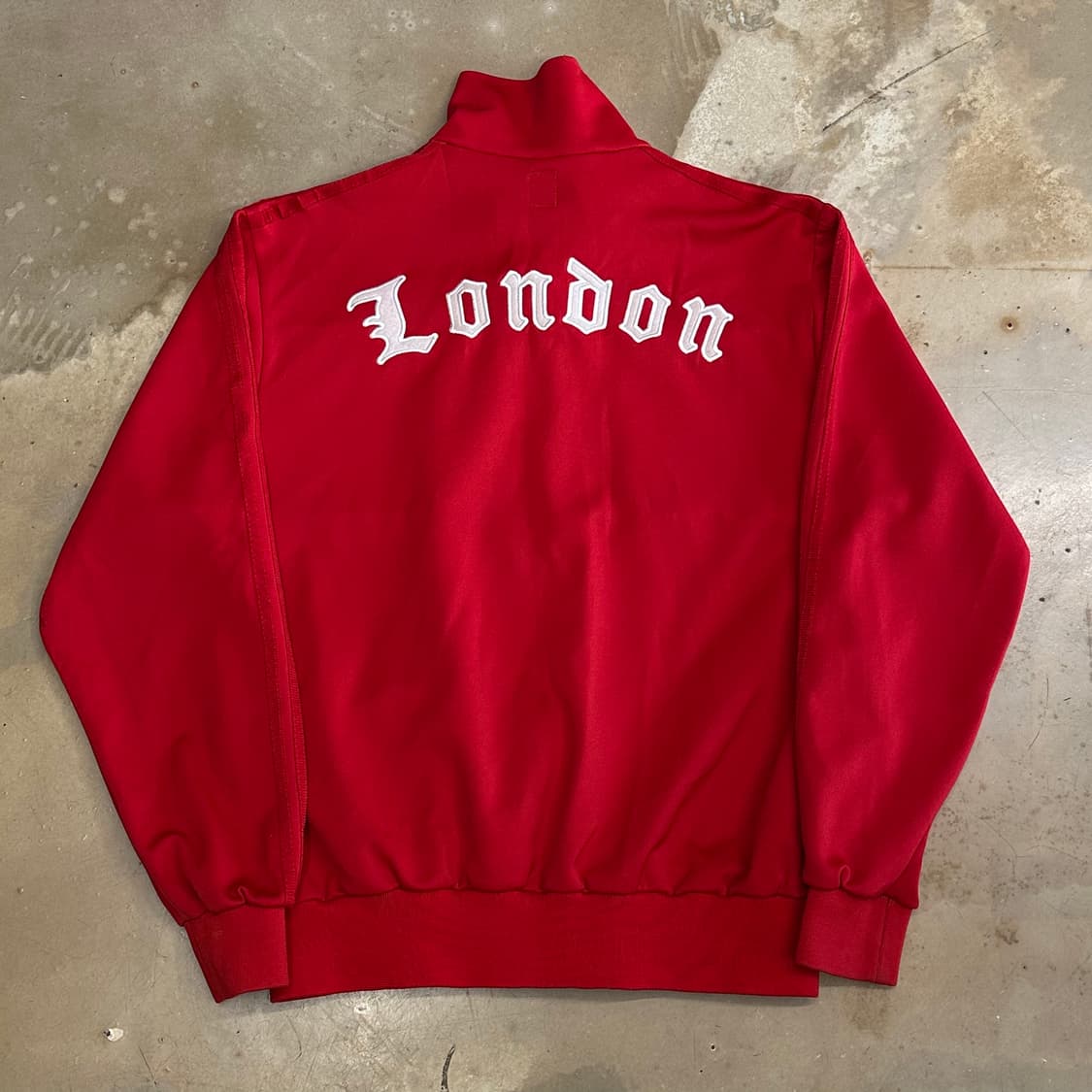 L 아디다스 런던 레드 트랙탑 상품이미지3
