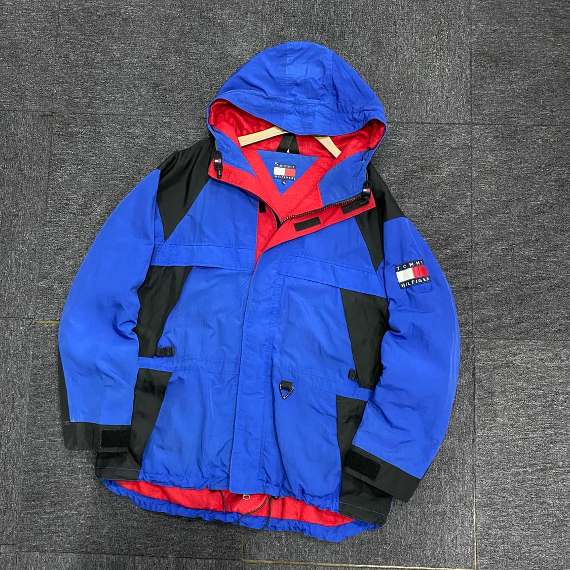 타미힐피거 윈드기어 바람막이 상품이미지1