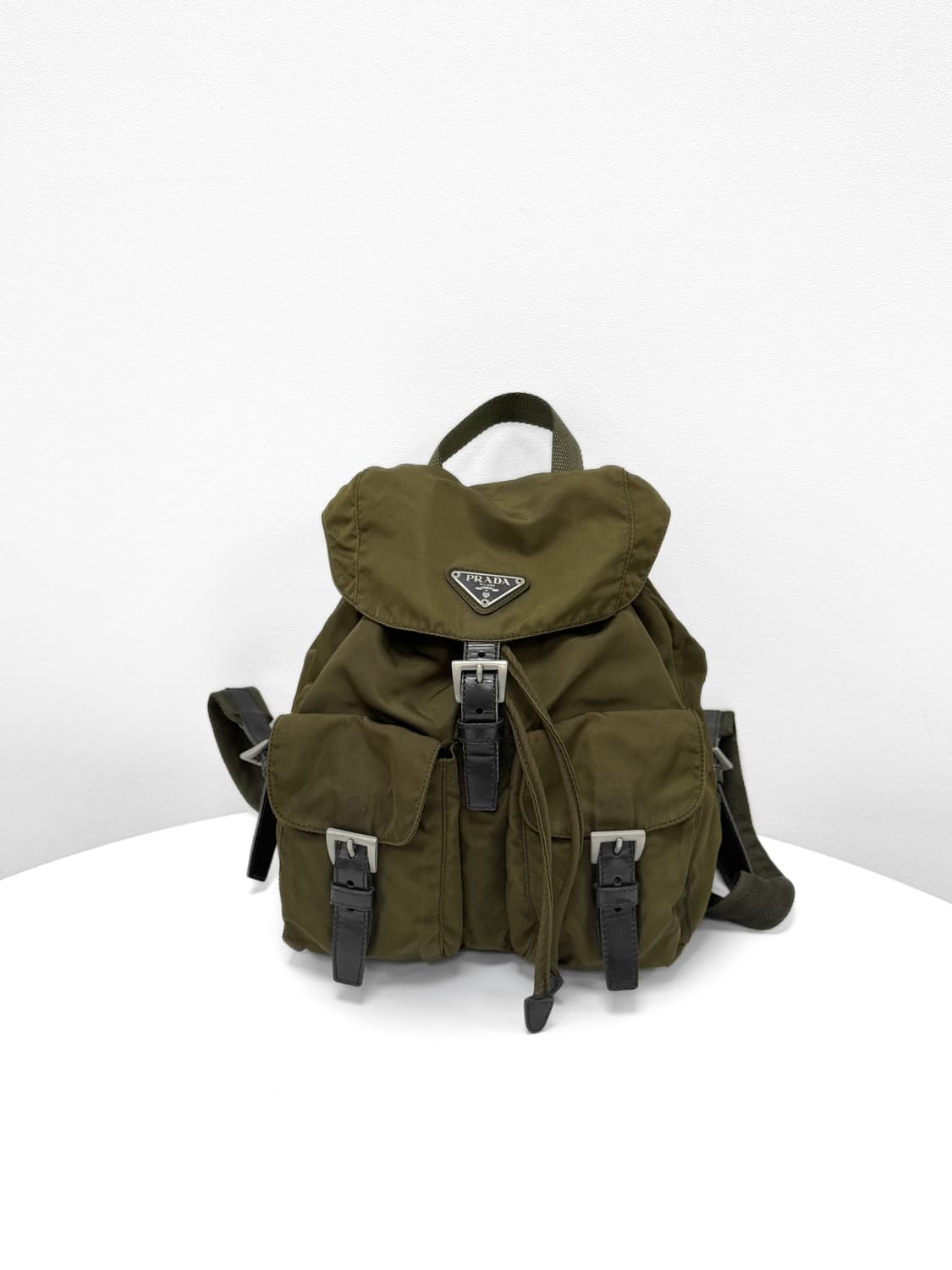 프라다 나일론 투포켓 백팩 카키 상품이미지1