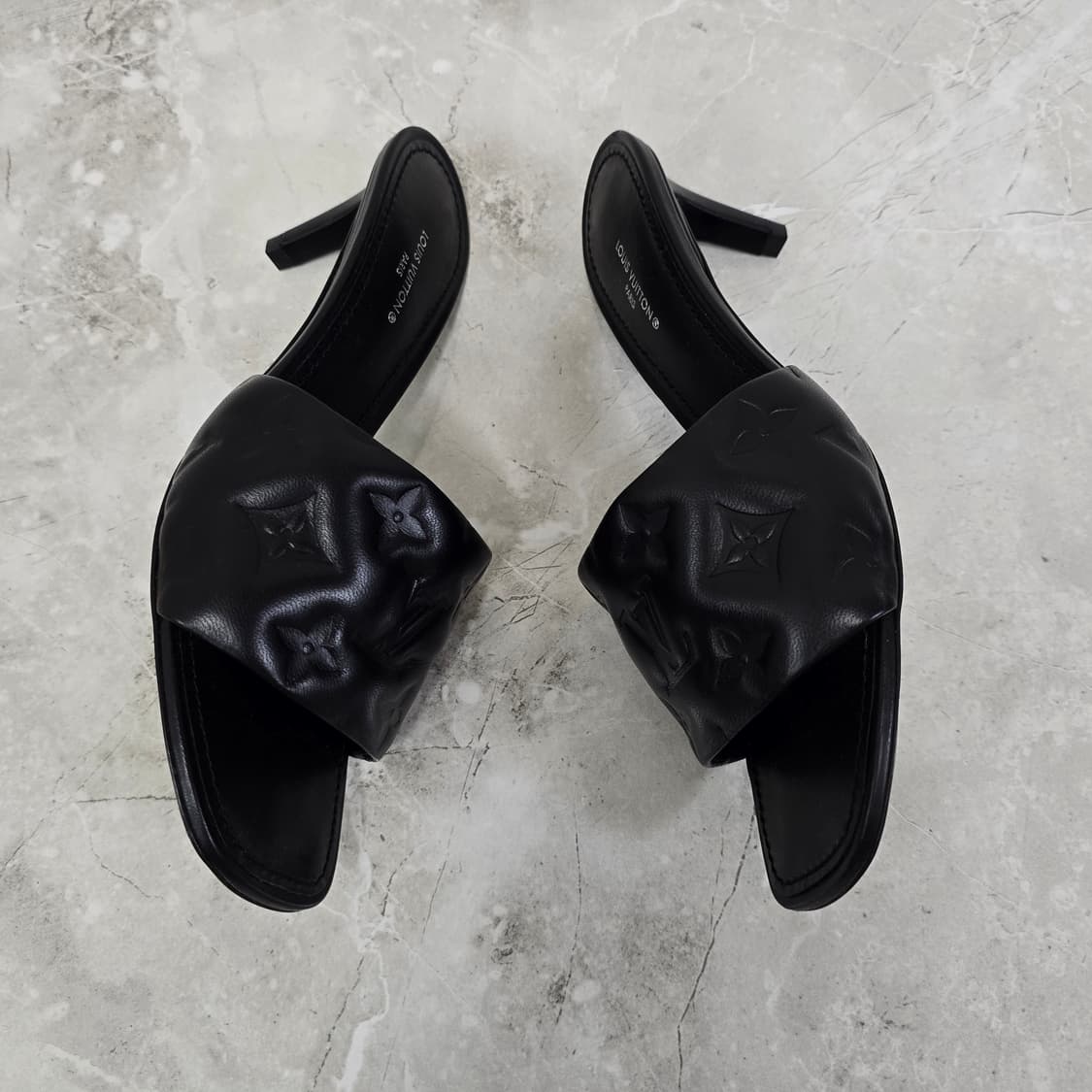 루이비통 리바이벌 뮬 37사이즈 판매 상품이미지4