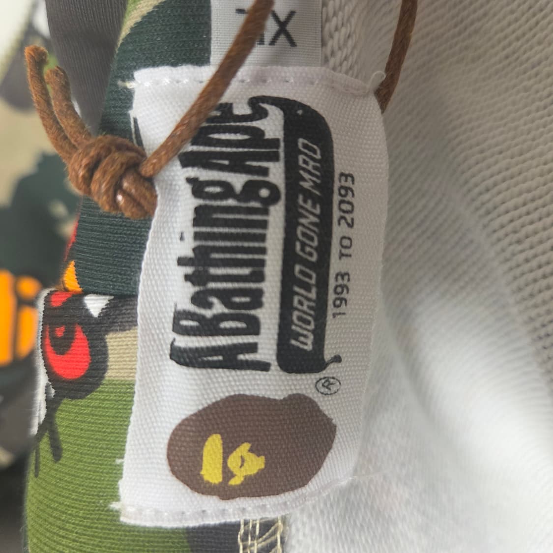 BAPE 헬로키티 베이프 밀리터리 샤크 그린 녹계 후드집업 상품이미지4