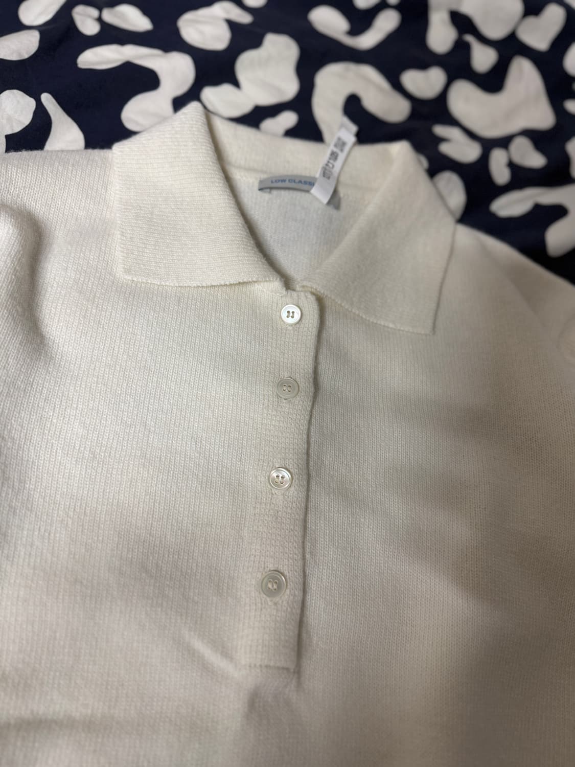 로우클래식 메리노 캐시미어 오픈카라 스웨터 (아이보리) 상품이미지5