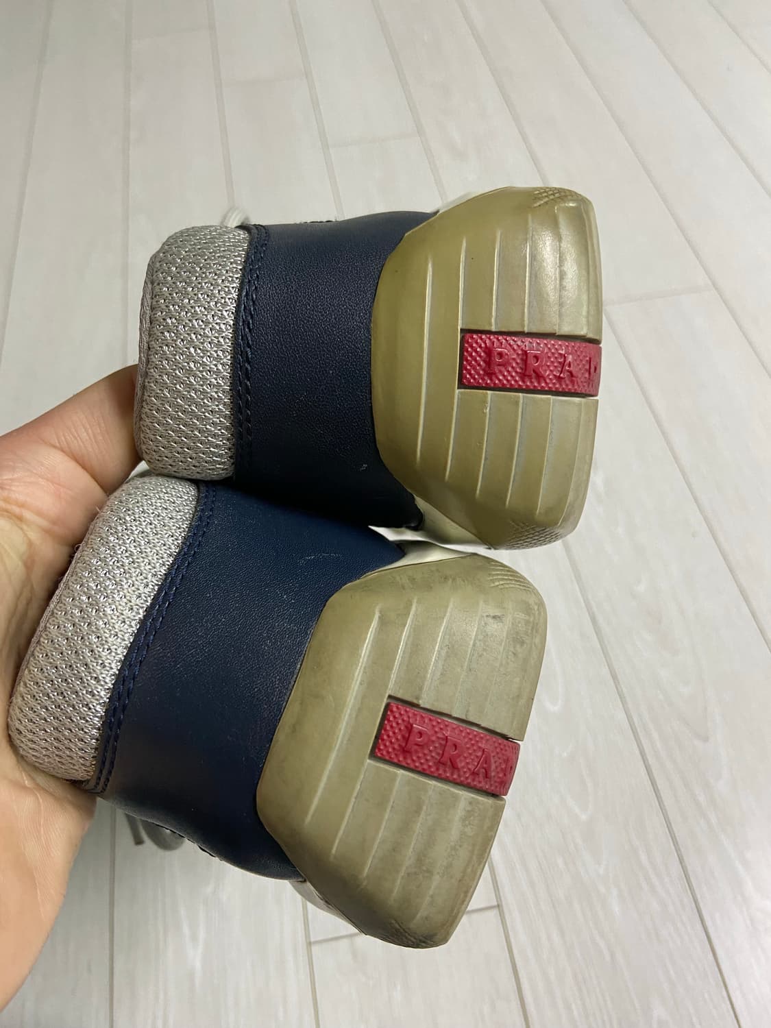 [8] 00s 프라다 아메리카컵 스니커즈 네이비 상품이미지6