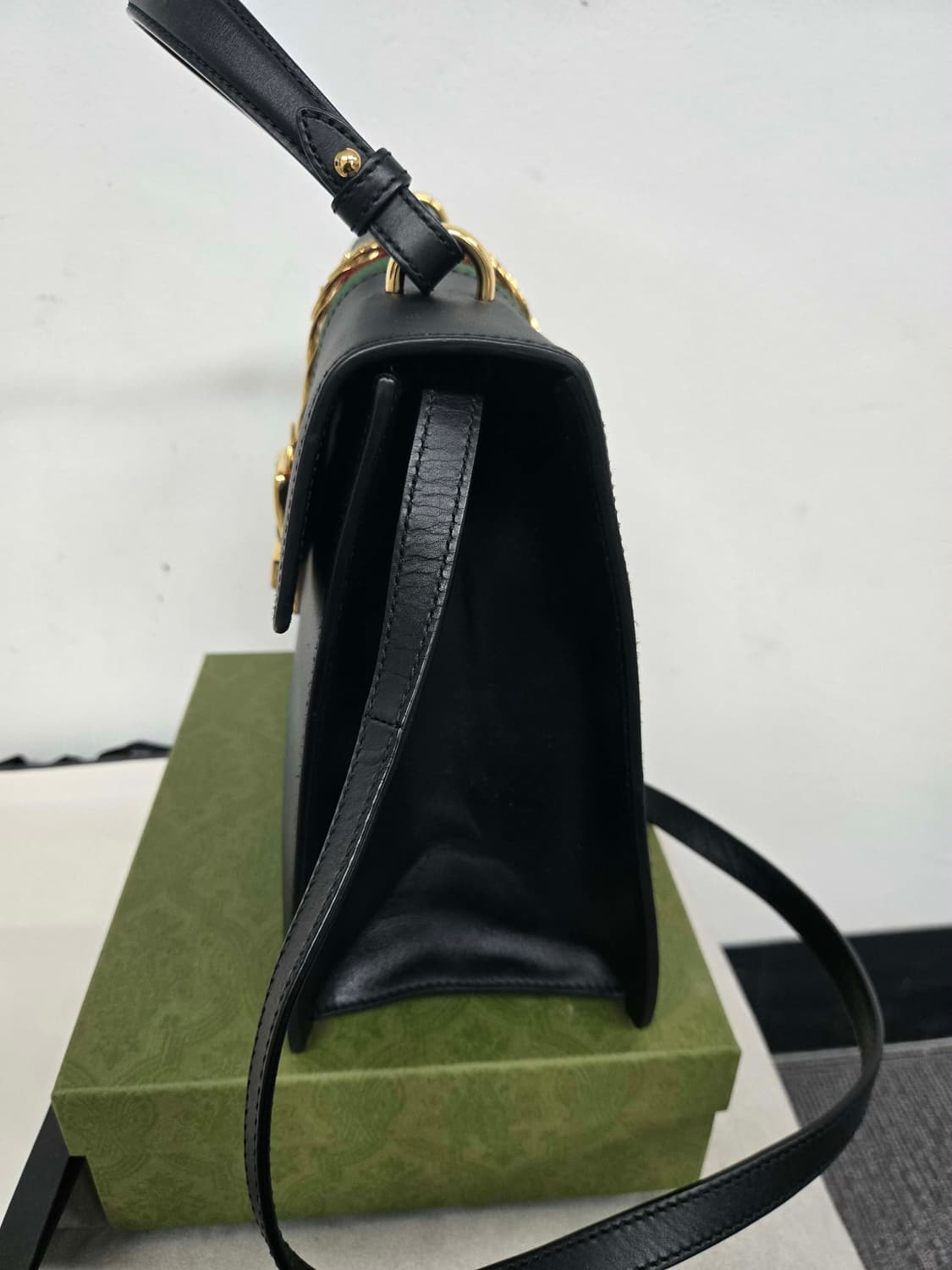 [보증서 정품] 구찌 미디엄 탑핸들 실비백 상품이미지2