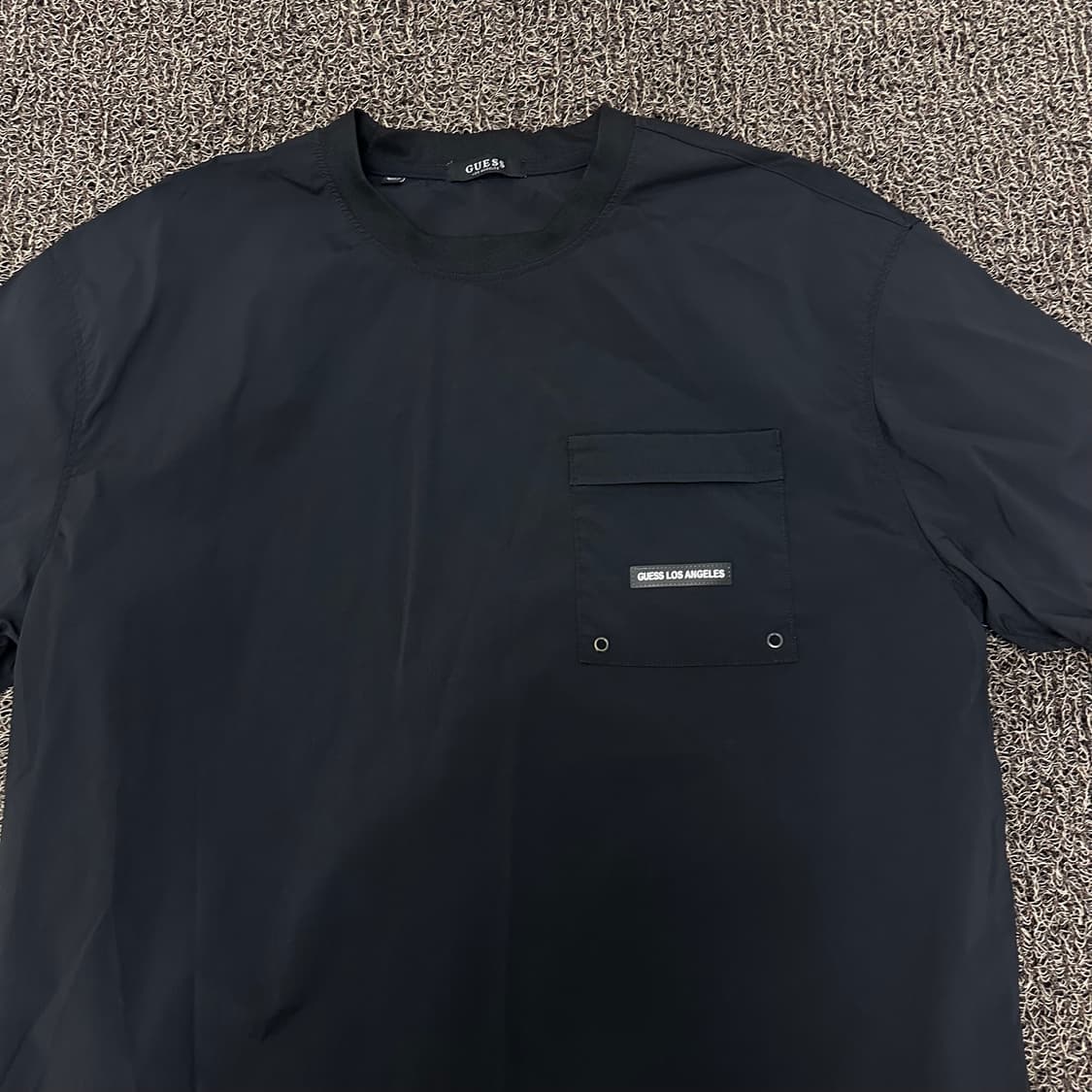 GUESS 게스 포켓 반팔티셔츠 블랙 XL 상품이미지2