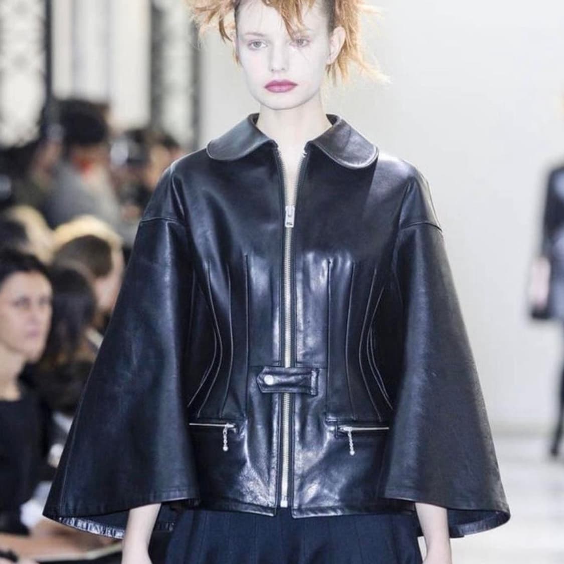 꼼데가르송 준야와타나베 2011 런웨이 레더 케이프 상품이미지1