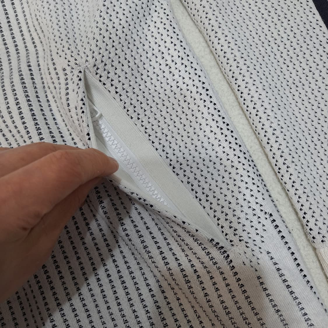 아디다스골프  방풍가디건95(상태좋음) 상품이미지4