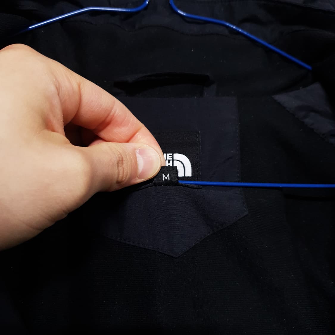 M) 노스페이스 포켓 지퍼 디테일 바람막이 후드 마운틴 자켓 희귀 상품이미지6