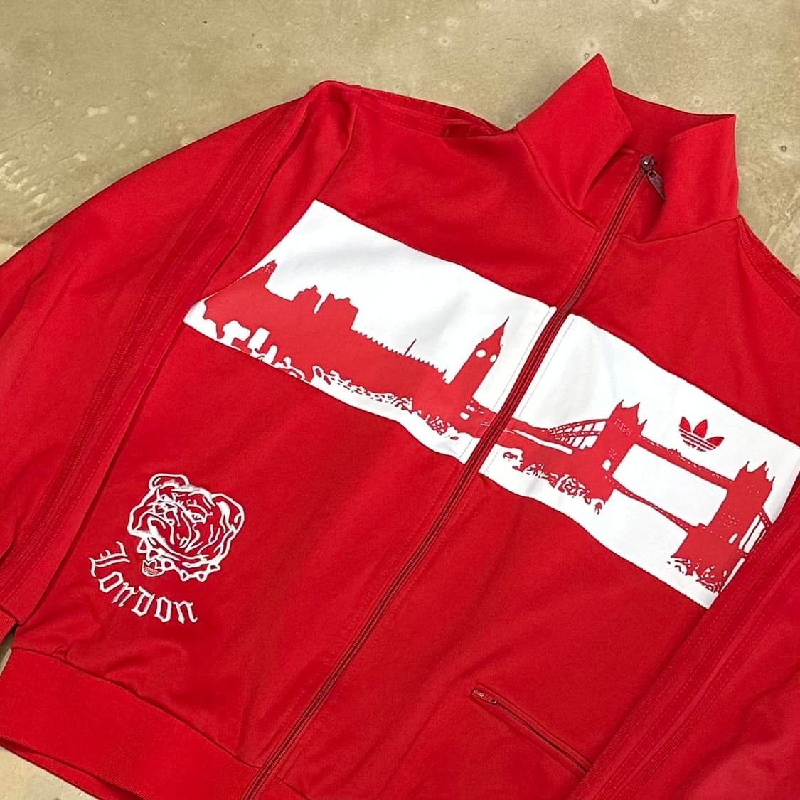 L 아디다스 런던 레드 트랙탑 상품이미지1