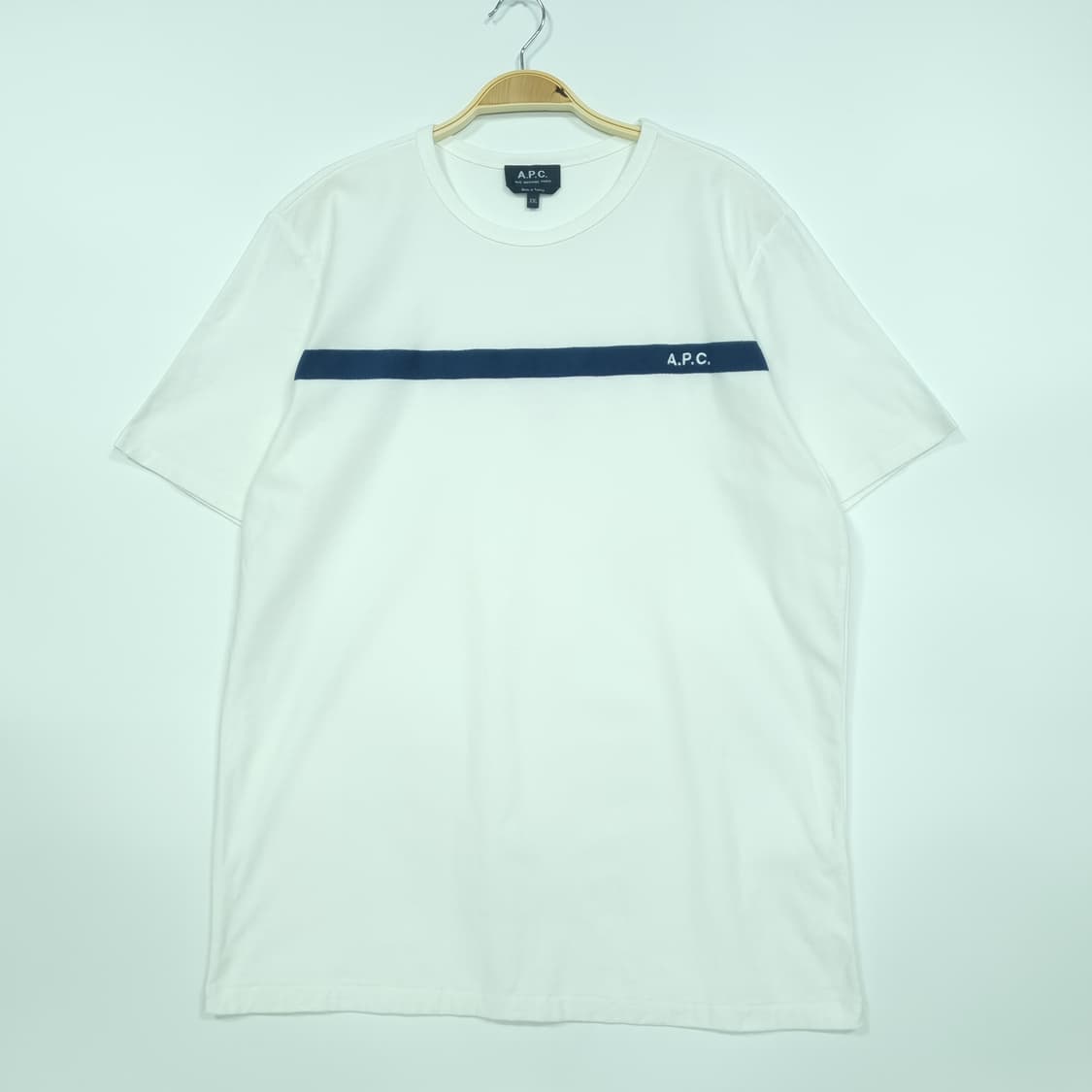 A.P.C. 아페쎄 화이트 유카타 엠브로이드  로고 반팔 티셔츠 상품이미지1