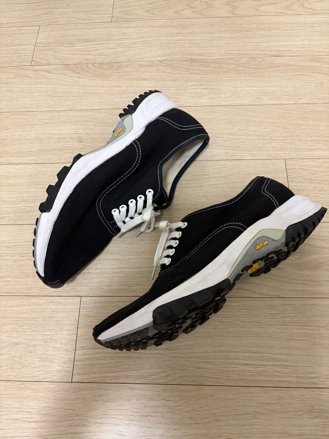 [M, 270] 꼼데가르송 간류 비브람 스니커즈 상품이미지1