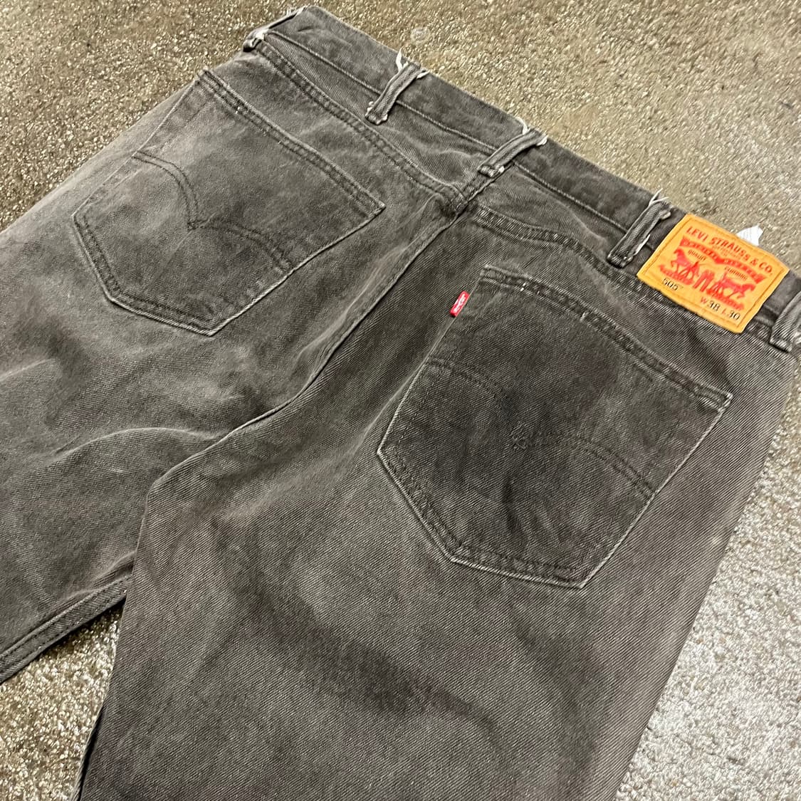 Levis505 블랙 더티 워싱진 (37”) 상품이미지3