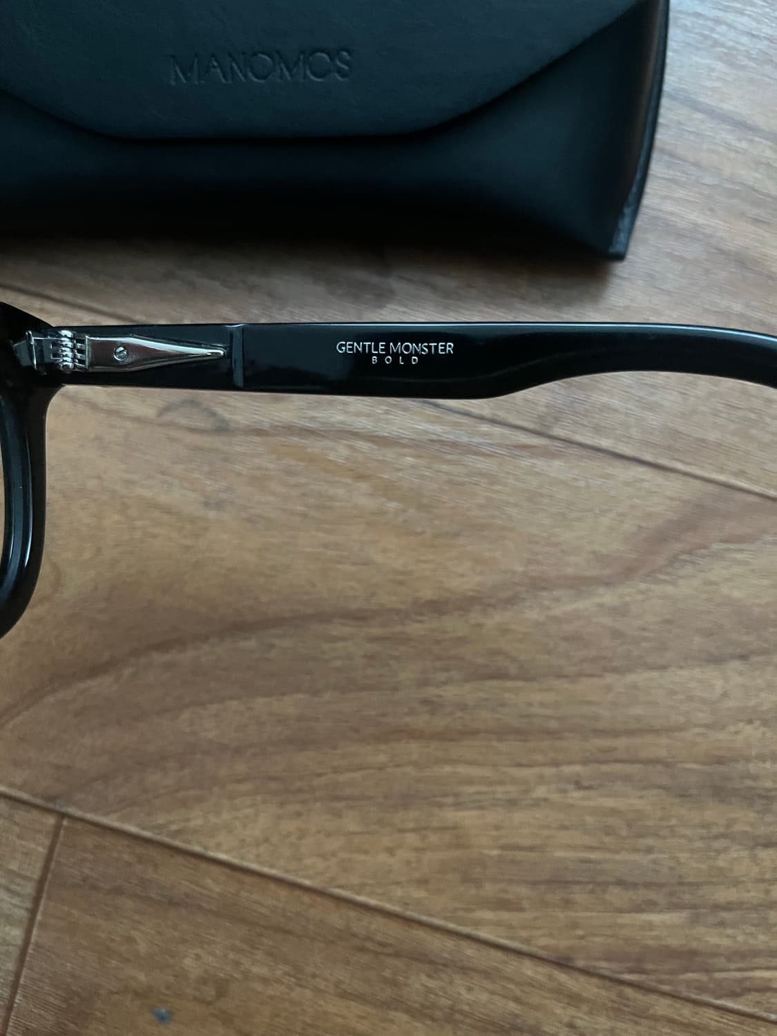 젠틀몬스터 오조 뿔테안경 상품이미지2