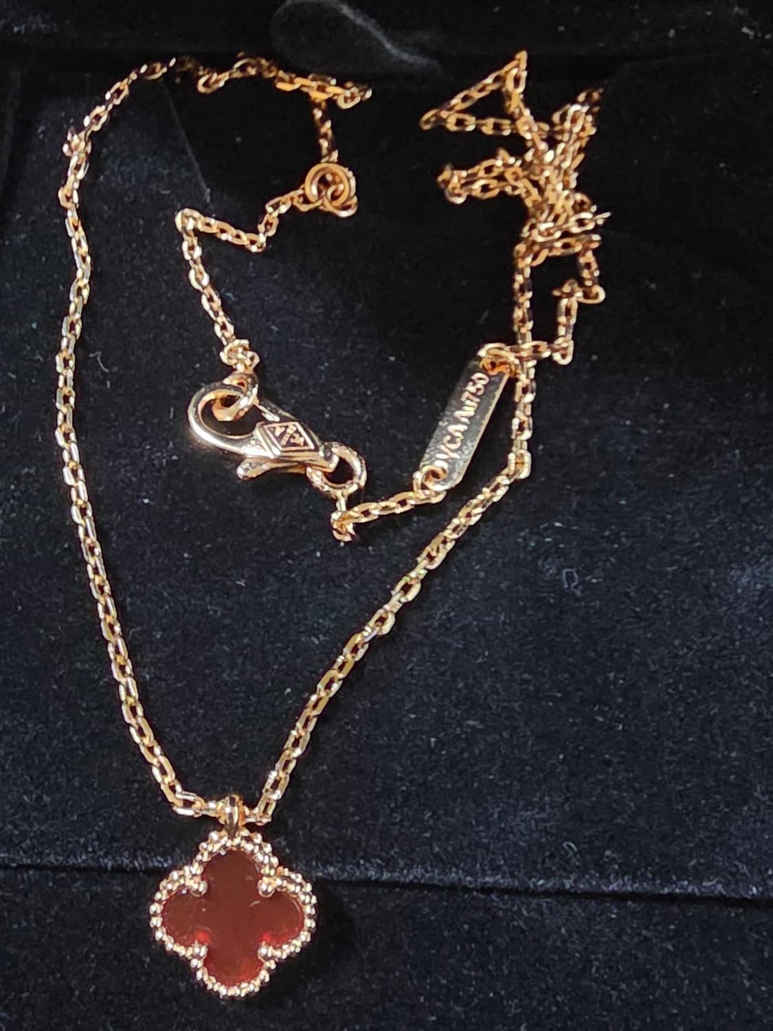 반클리프 스윗사이즈 버건디 목걸이 상품이미지1