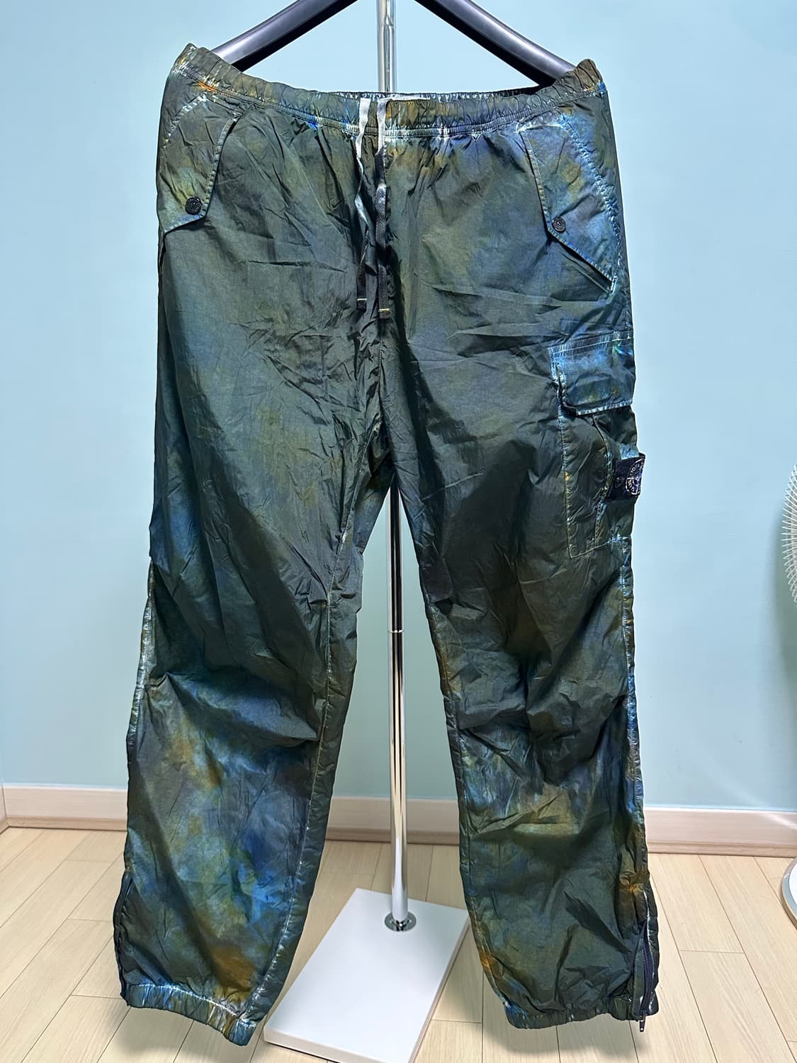 스톤아일랜드X슈프림 20FW 다크틸 카고팬츠 XL (새상품급)매장판 상품이미지2