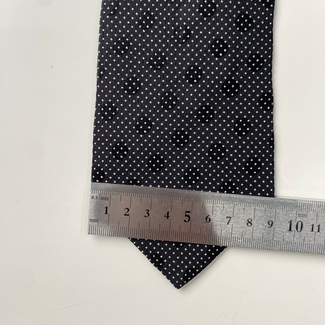 신형라벨 지방시 정품 명품블랙 넥타이 (GIVENCHY) 상품이미지8