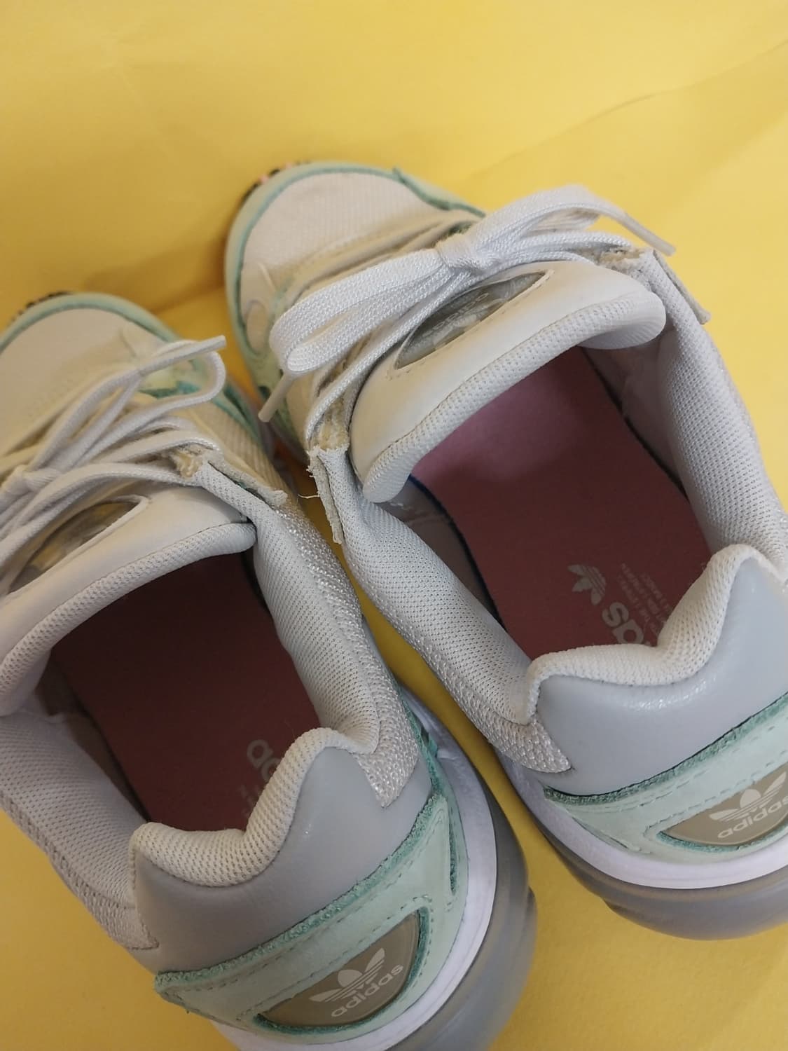 여성 아디다스 오리지널 팔콘 운동화 (240) 상품이미지6