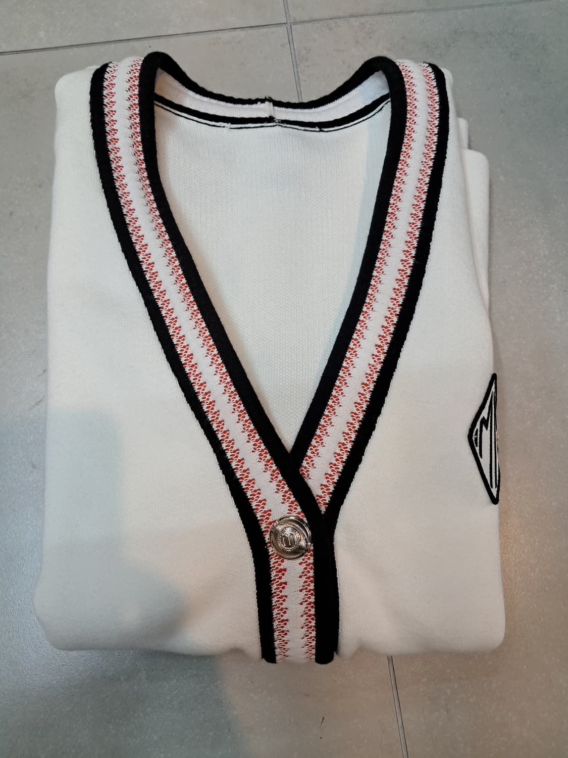 마쥬 아이보리 트리밍 가디건 1사이즈 상품이미지3