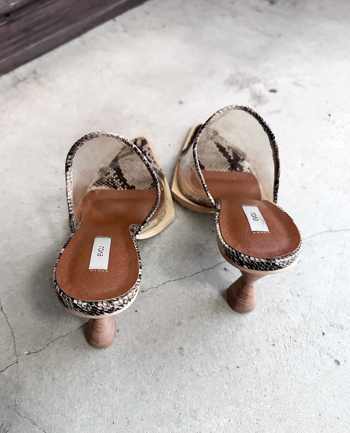 EVOL pointed wood heel mules 상품이미지4