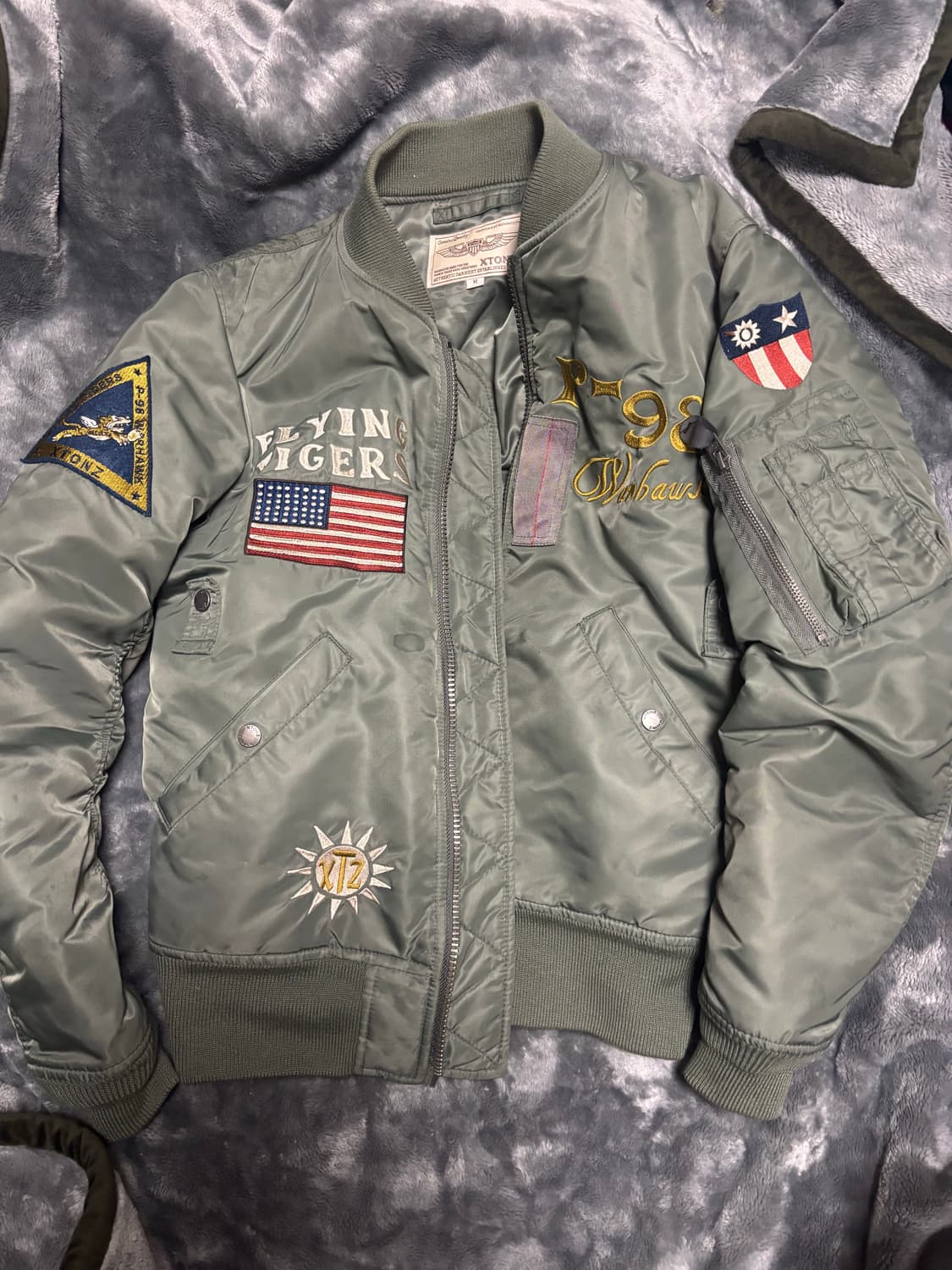 엑스톤즈 XRONZ 플라잉 타이거 성조기 봄버 플라 이트 항공 점퍼 상품이미지1