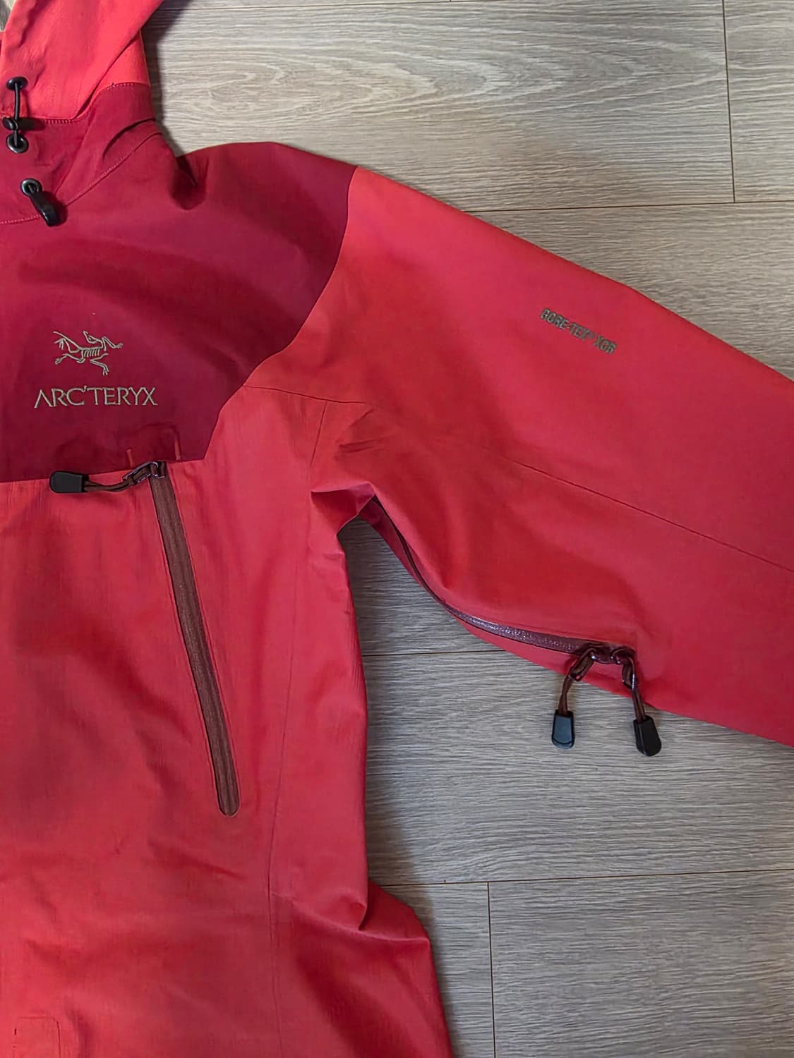 아크테릭스 알파 AR 여성용 Candy Apple Red M/M
 상품이미지3