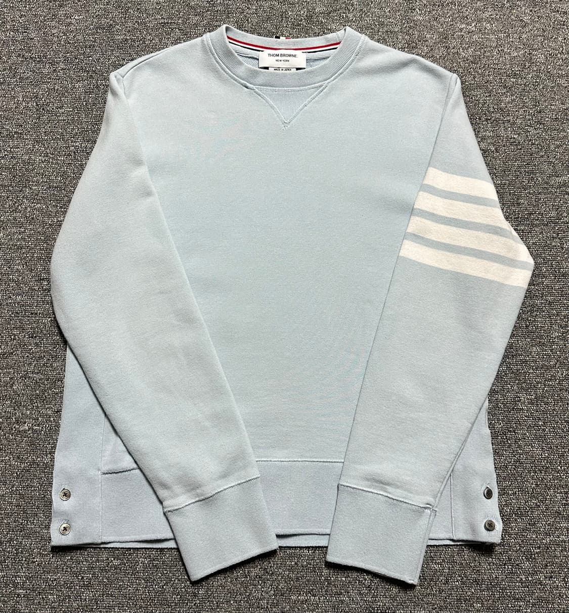 톰브라운 맨투맨  상품이미지3