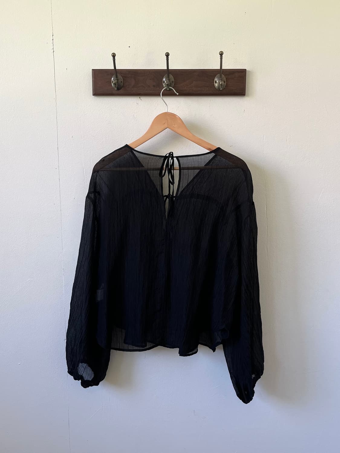 CLASSICAL ELF 블랙 시스루 블라우스 상품이미지3