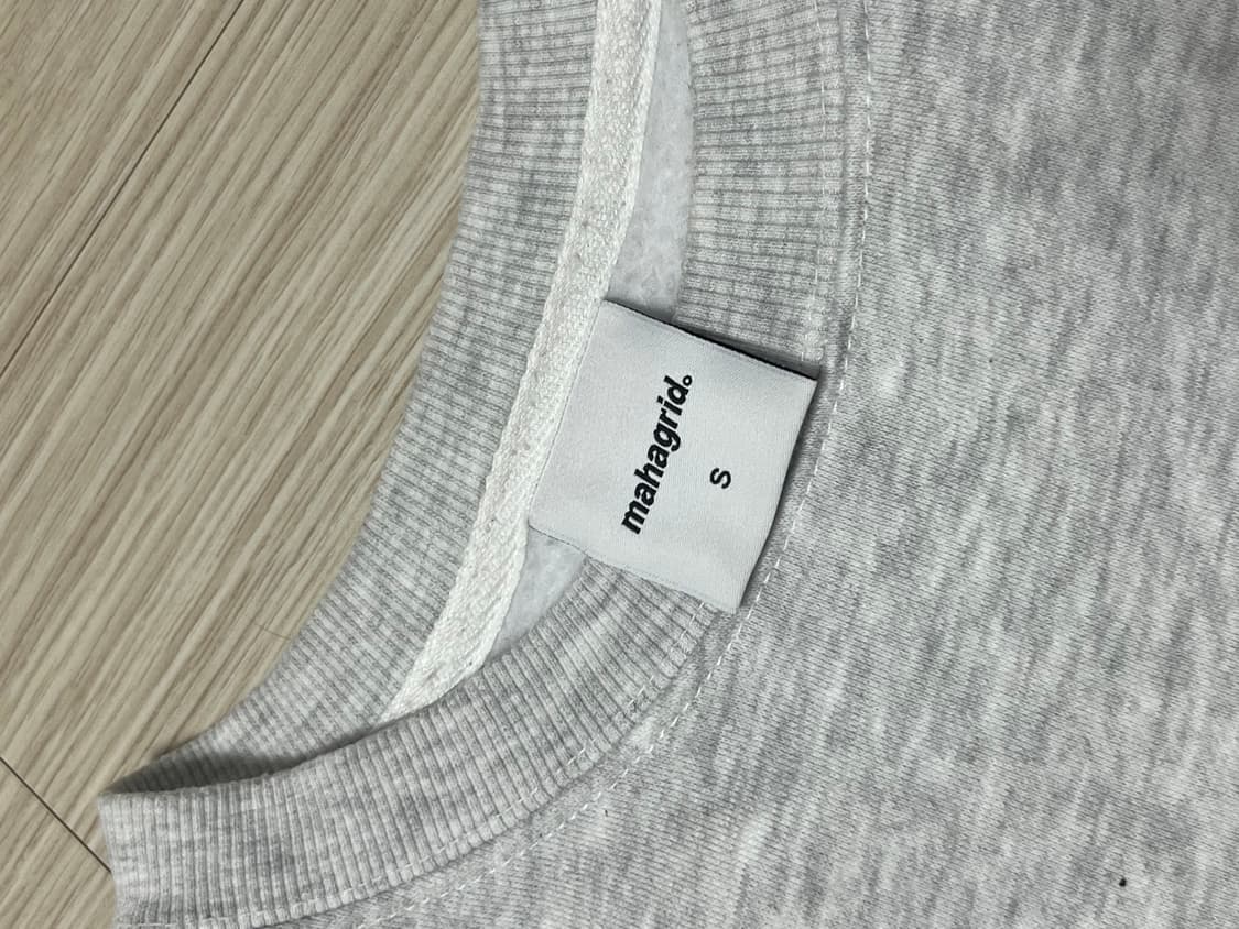 마하그리드 맨투맨 (정가 69000원) 상품이미지4