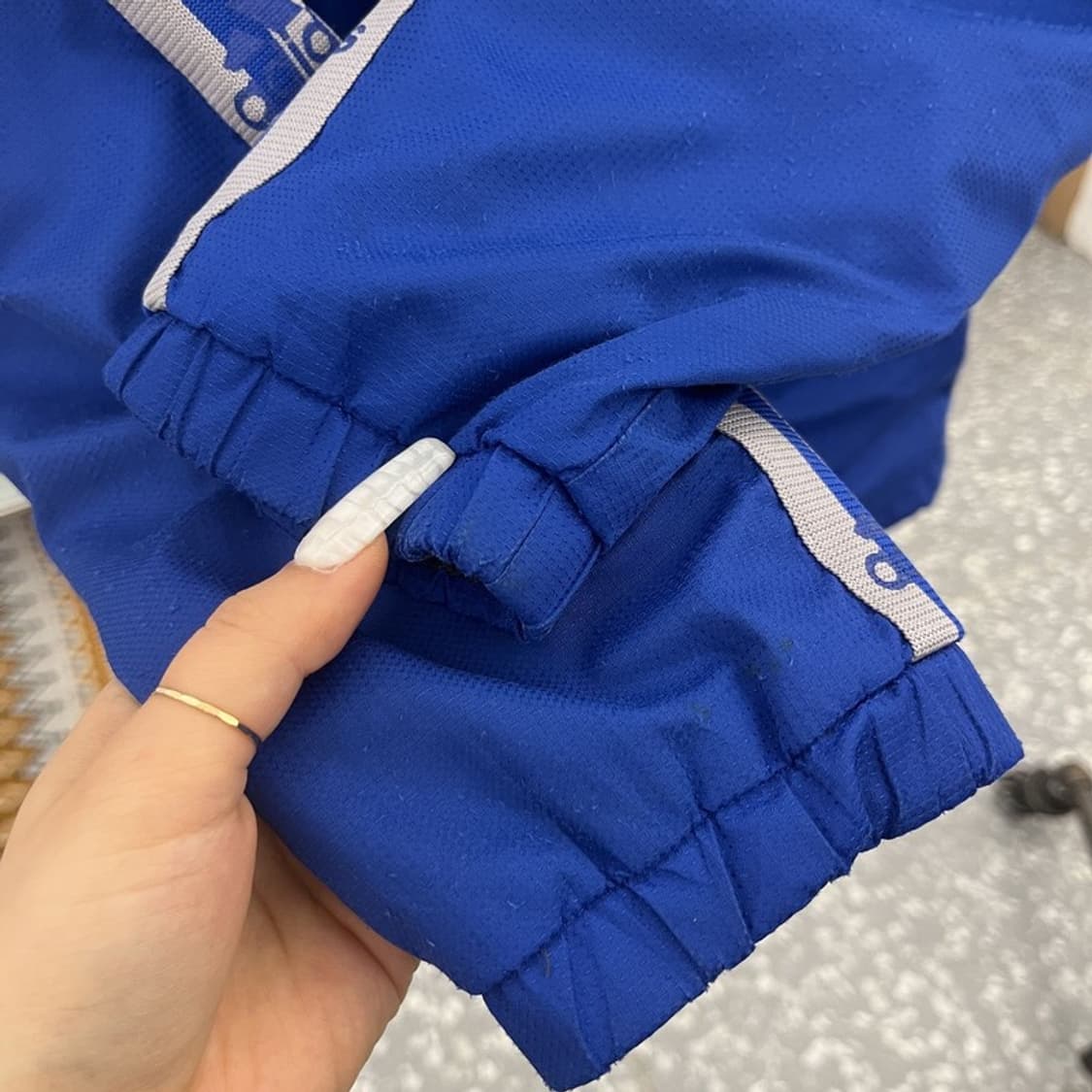 아디다스 올드스쿨 키치 사이드라인 바람막이 자켓 100 C10852 상품이미지9