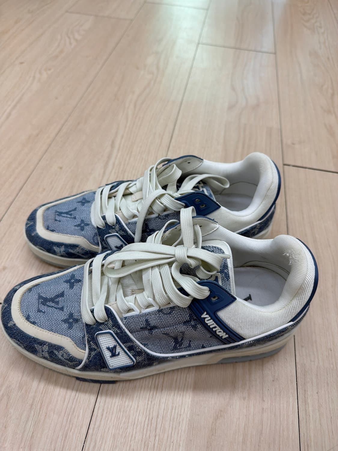 루이비통 스니커즈 상품이미지3