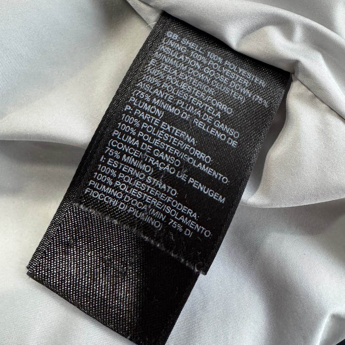 노스페이스 경량 다운 패딩 상품이미지3