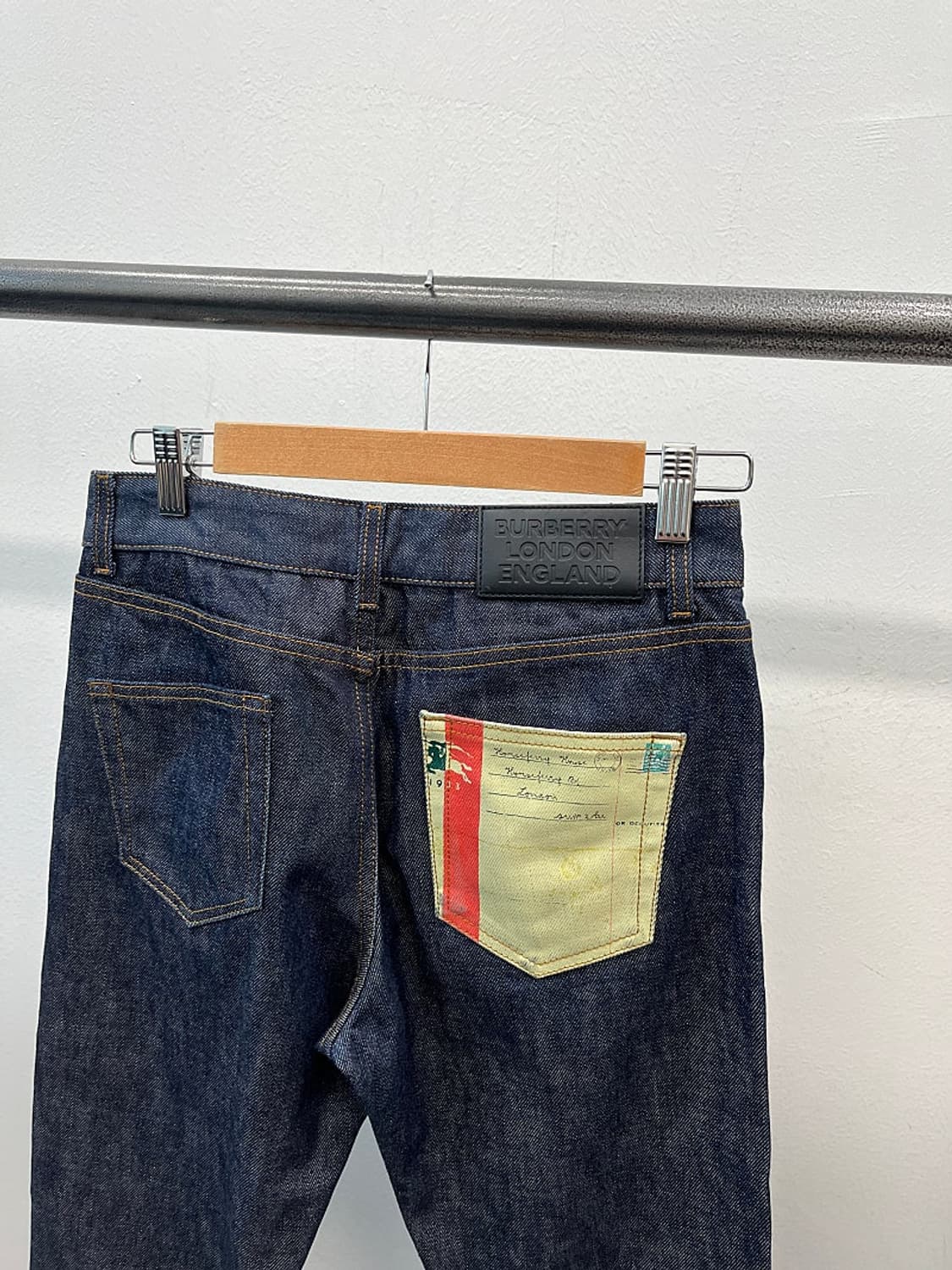 여) 버버리 신형 청바지  상품이미지5
