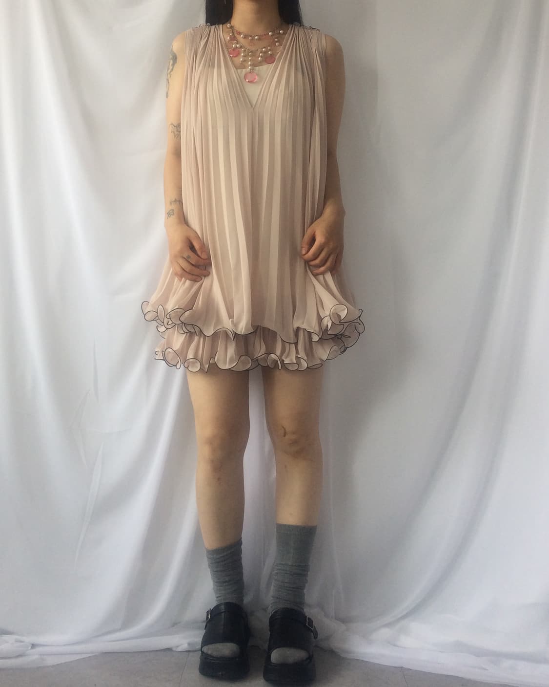 Pleats flare sleeveless onepiece 상품이미지1