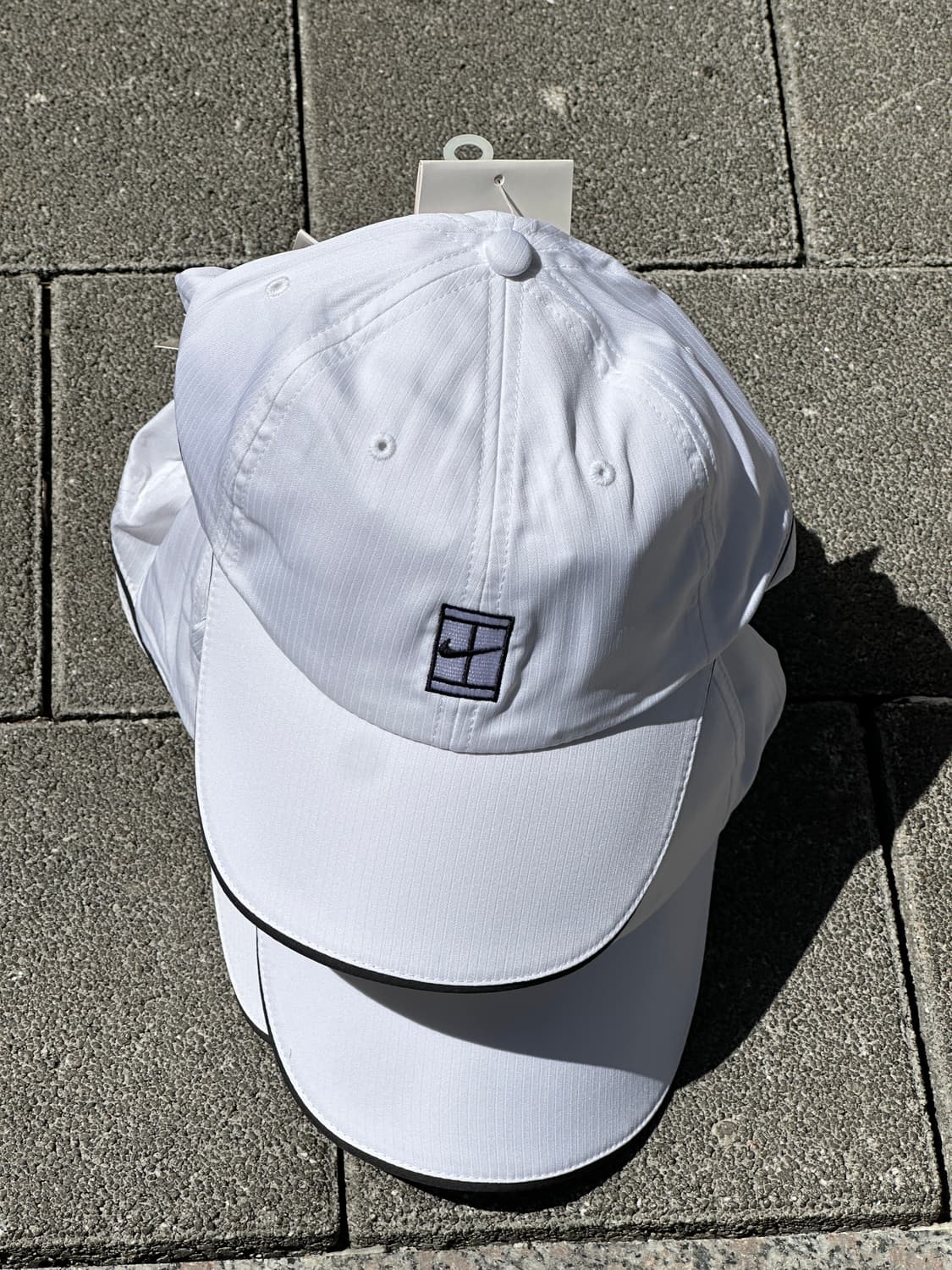 (새상품) [F] 00s NIKE 나이키 테니스로고 화이트 볼캡 모자 상품이미지1