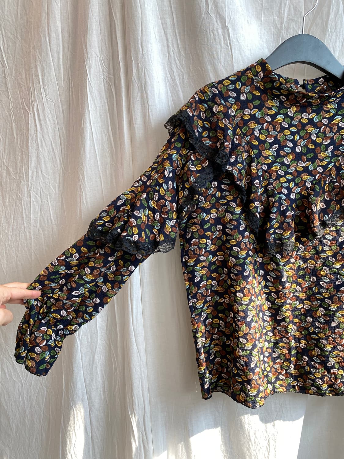 패턴 디테일 블라우스(M) 상품이미지6