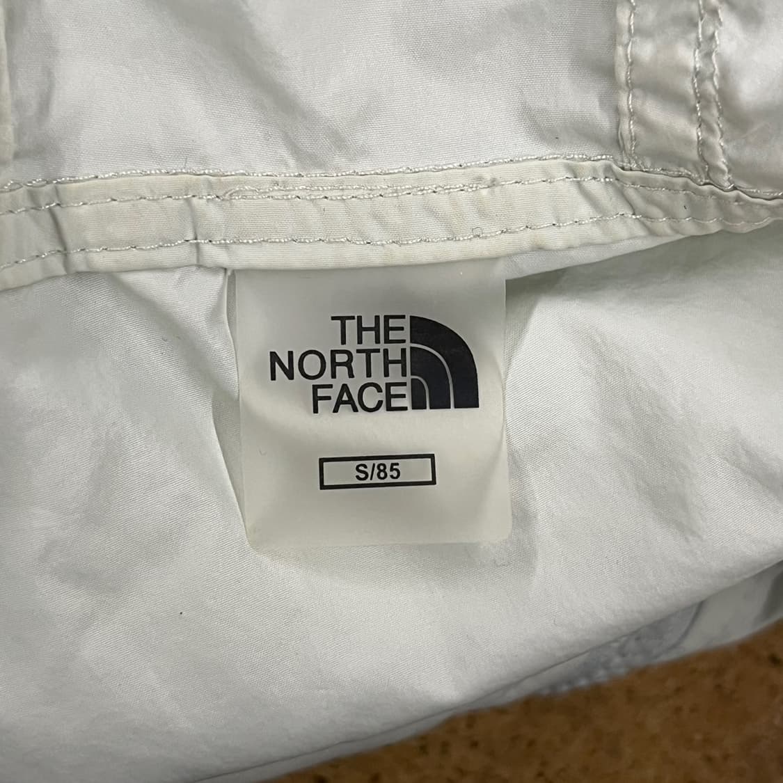 노스페이스 크롭 바람막이 상품이미지5