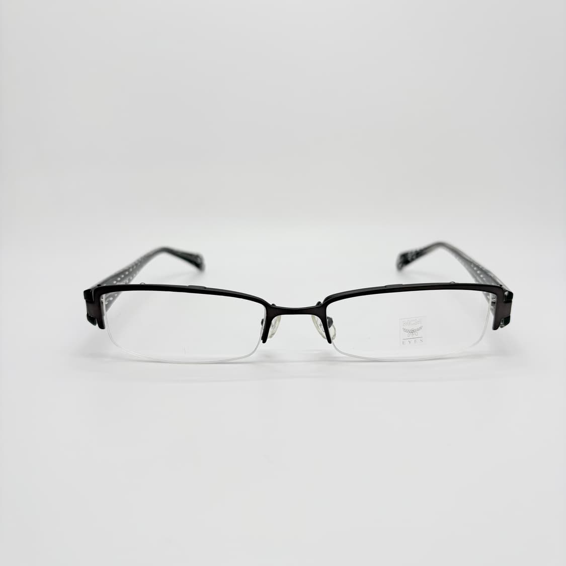 MCM 다크브라운 스퀘어 티타늄 반무테 상품이미지3