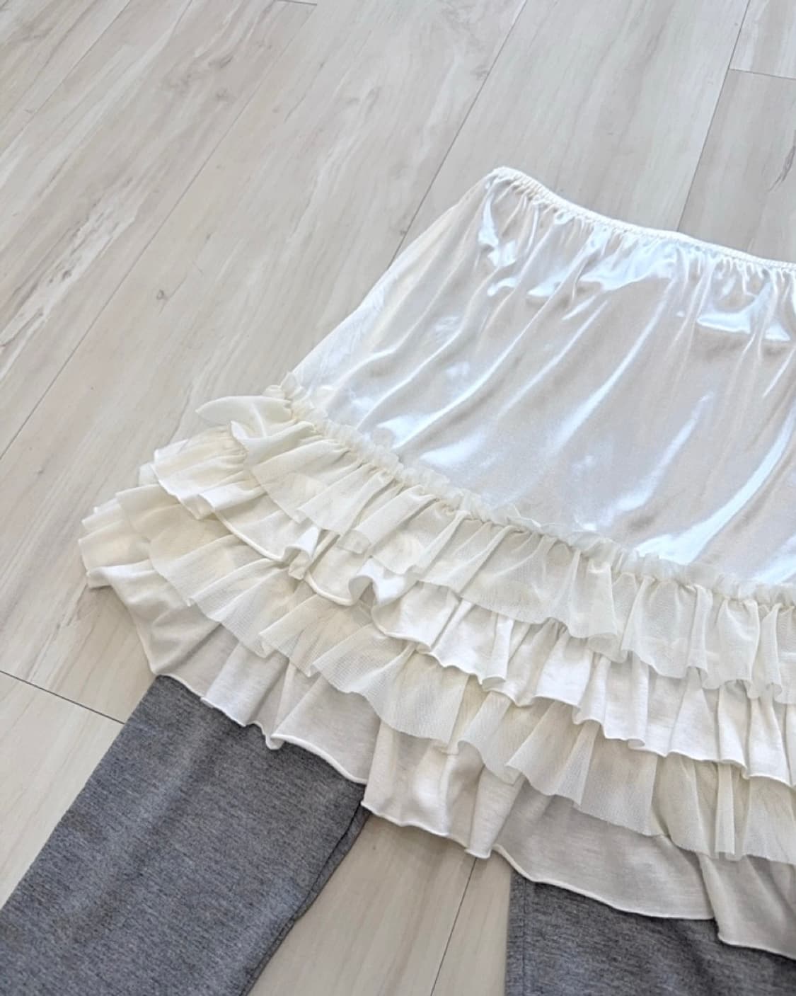 White frilled skirt and leggings set  상품이미지7