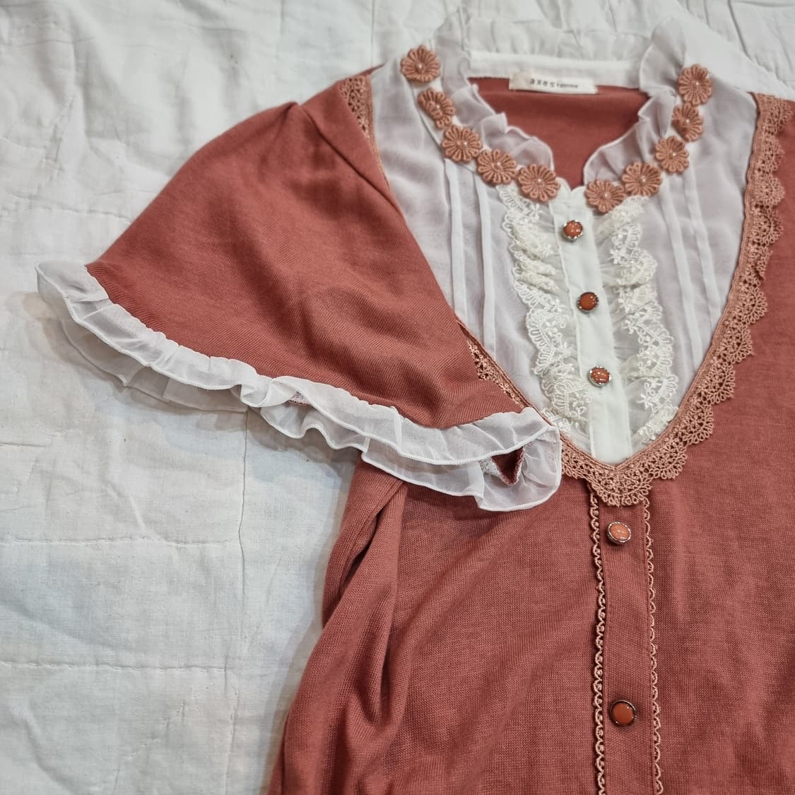 플라워 버튼 블라우스axes femme 악시즈팸므 상품이미지3