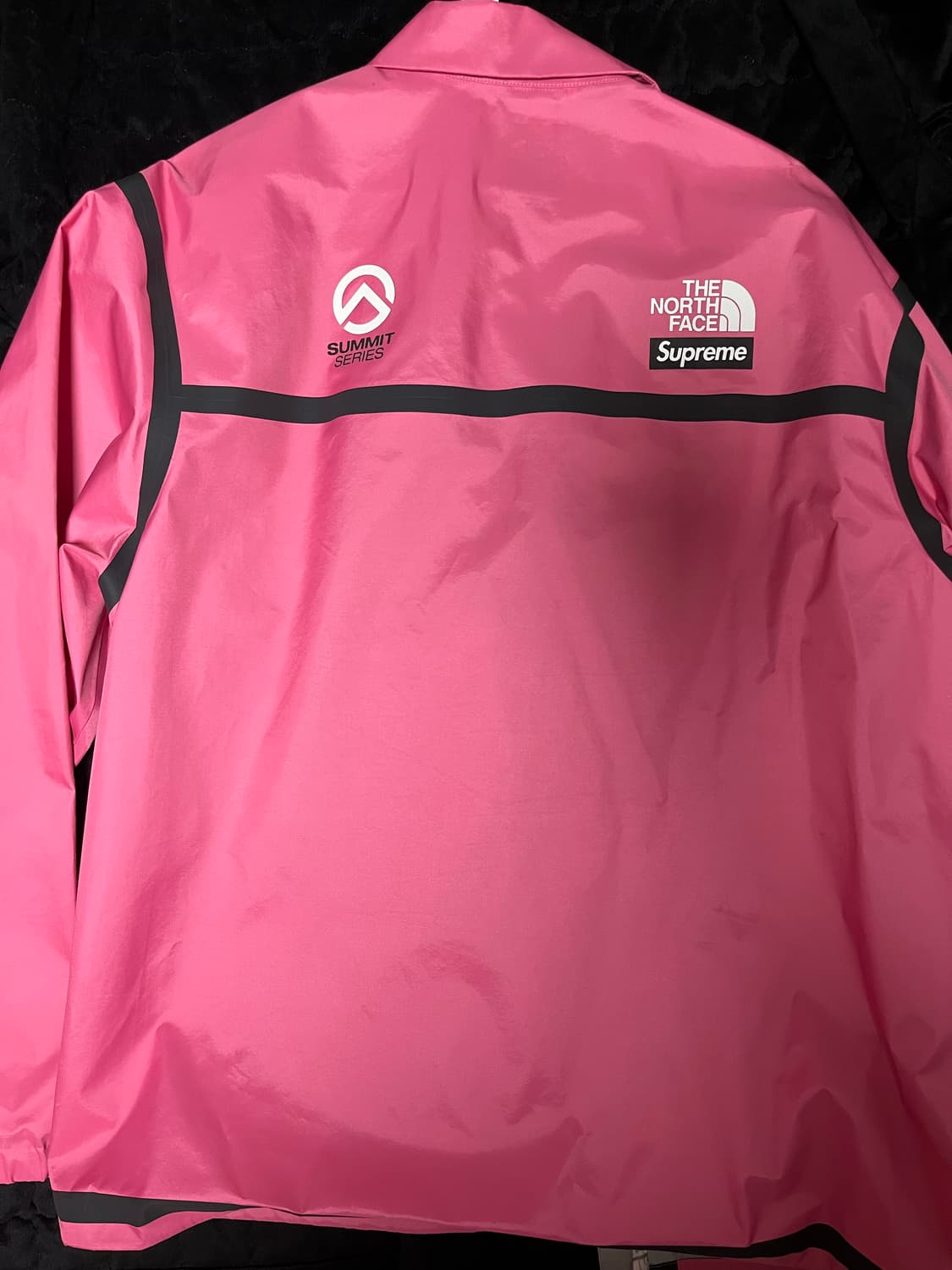 [L] 슈프림 x 노스페이스 21SS 서밋 테이프 심 코치 자켓 핑크 상품이미지4
