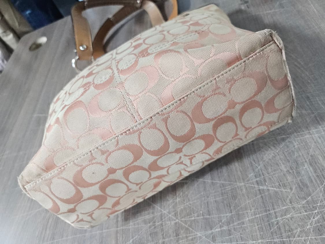 COACH 코치 시그니처 자가드 숄더백 상품이미지5