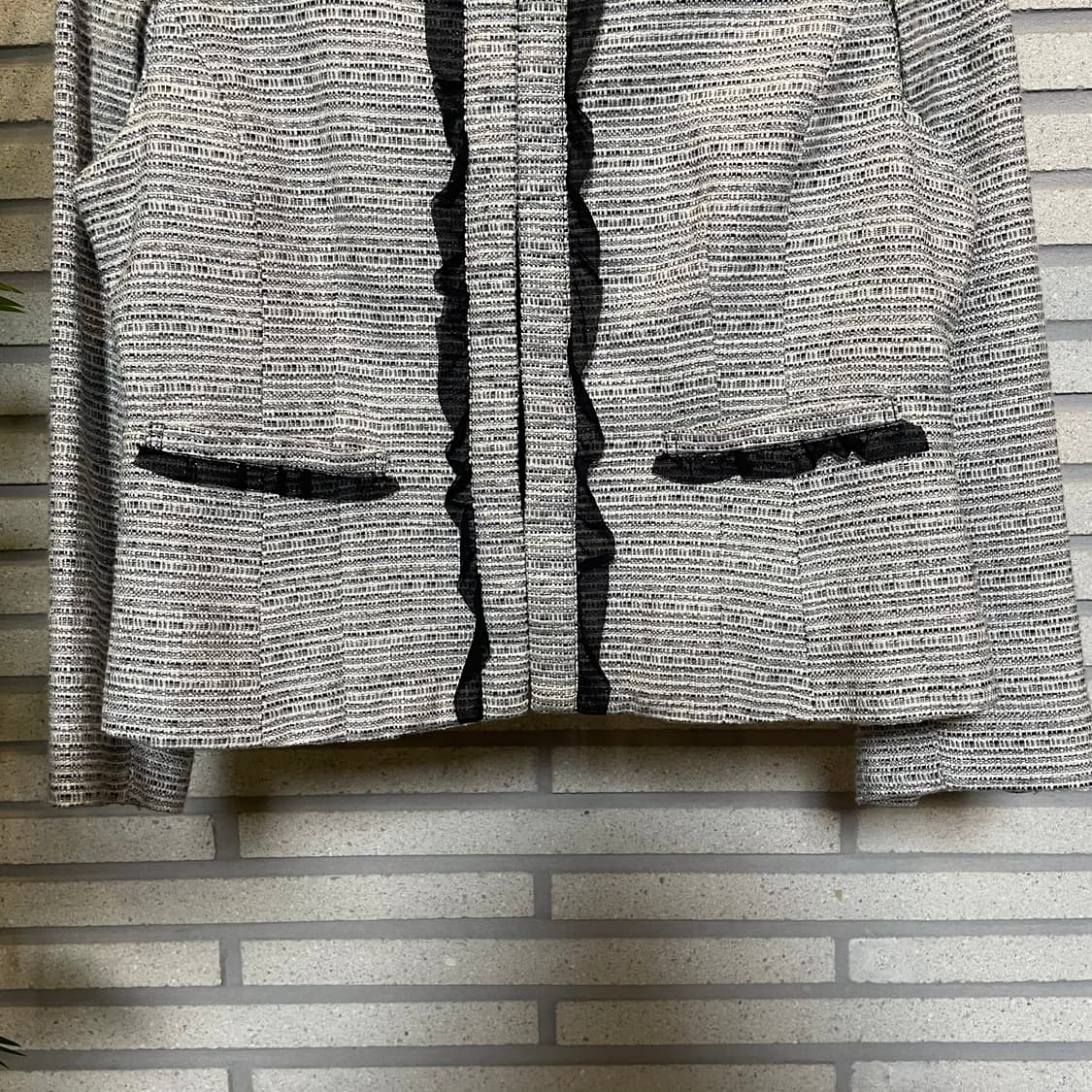 JPN VINTAGE 크롭 트위드자켓 투포켓 넥라인 러플 디테일 그레이 상품이미지5