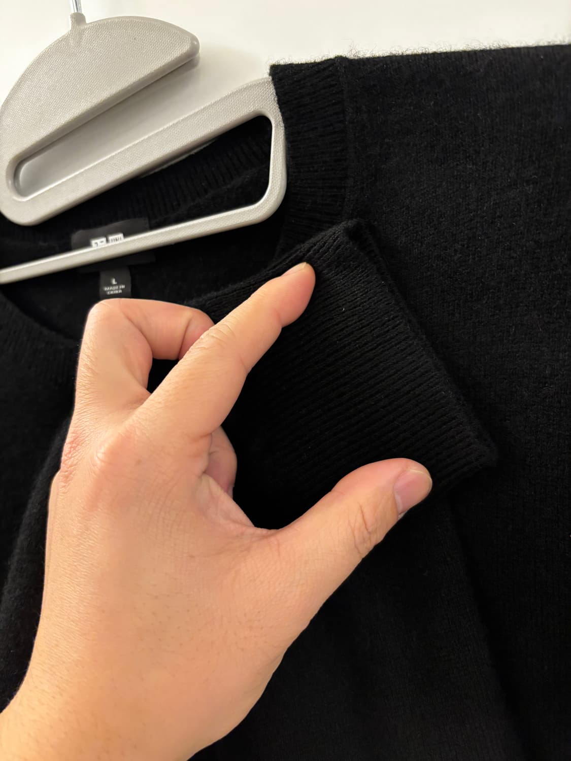 유니클로 블랙 캐시미어 니트 L 상품이미지2