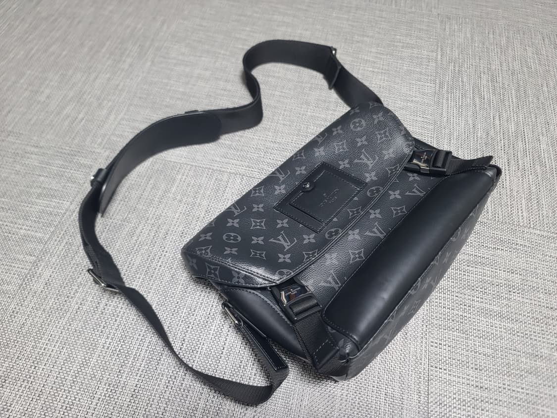 루이비통 이클립스 보야제pm 메신저백 크로스백 상품이미지1